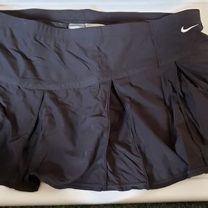 Women Nike tennis skirt